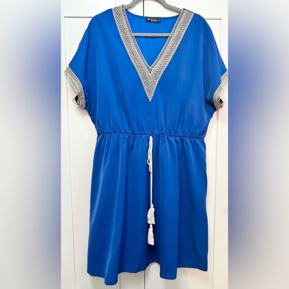 Blue & Cream Lace Edge V Neck Tie Waist Accent Dress Sz XL NEW!